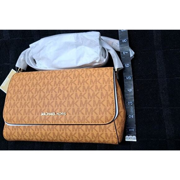 MICHAEL KORS Jet Set Medium MK Logo PVC Convertible Crossbody Pouchette Bag - Picture 5 of 12